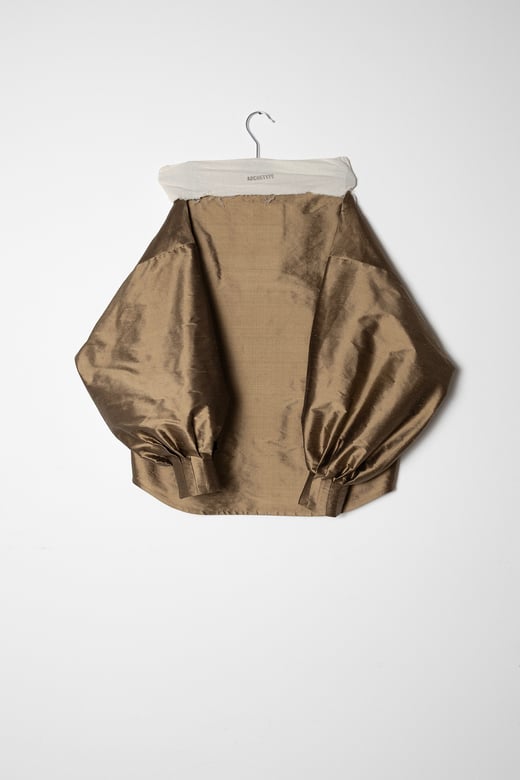 Archetype Indulging Top in Gold Wild Silk €395,00-5