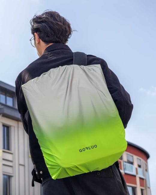 GOFLUO - Backpack Cover Kaya green © Yade Demet - 39,95 euro - 1