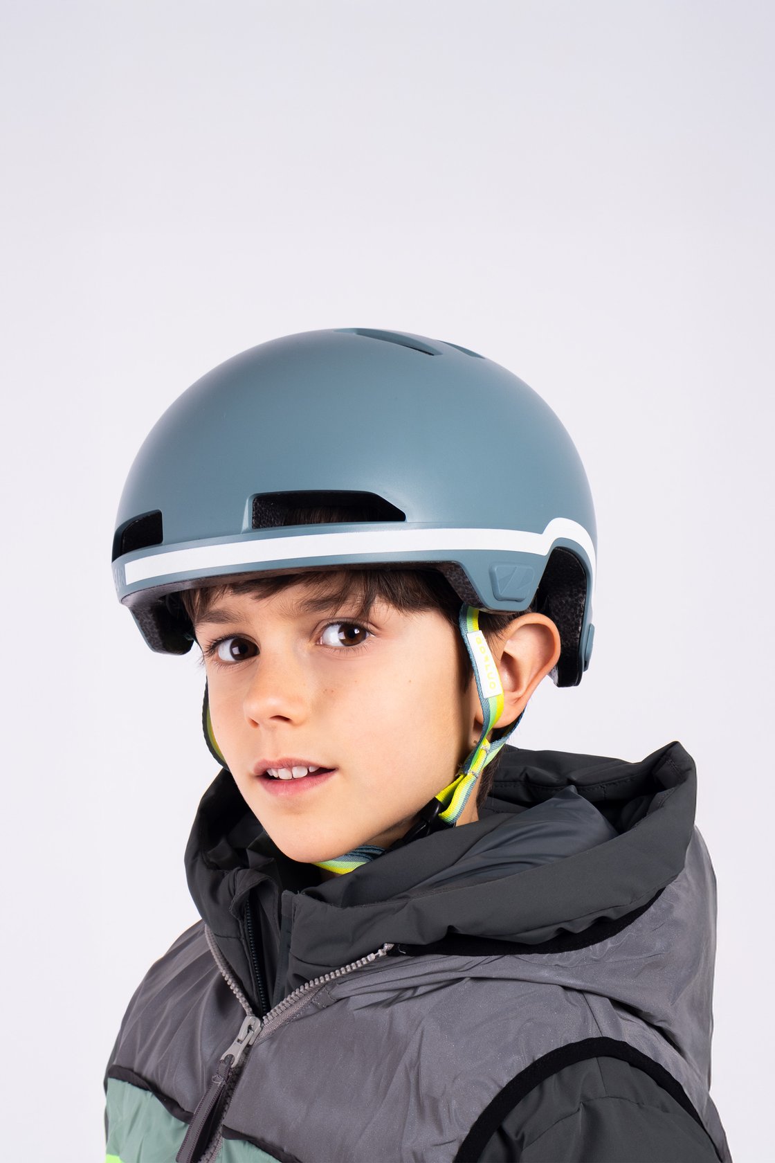 GOFLUO x Lazer - Fietshelm Maze Khaki - 54,99 euro - Studio -    1
