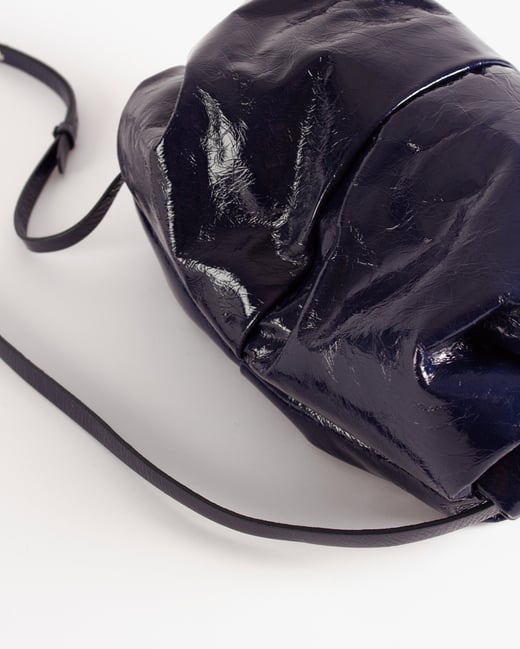 annelies-timmermans_nina-vernice-midnight_495euro_02-1