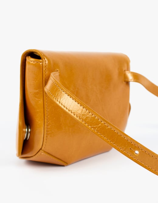 annelies-timmermans_sammy-zeus-caramel_380euro_03